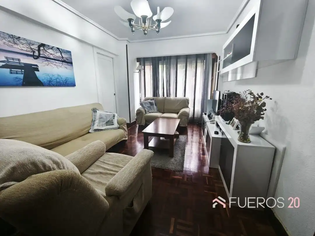 Living room of Flat for sale in Barakaldo   with Heating and Terrace