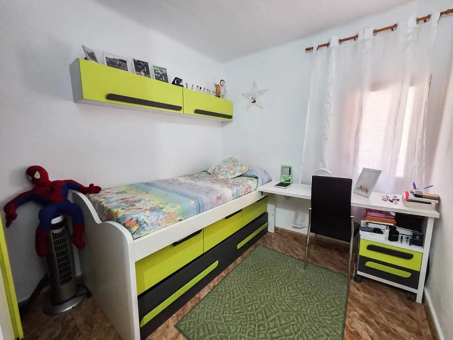Habitación de Casa adosada en venta en Martorell con Aire acondicionado, Terraza y Trastero