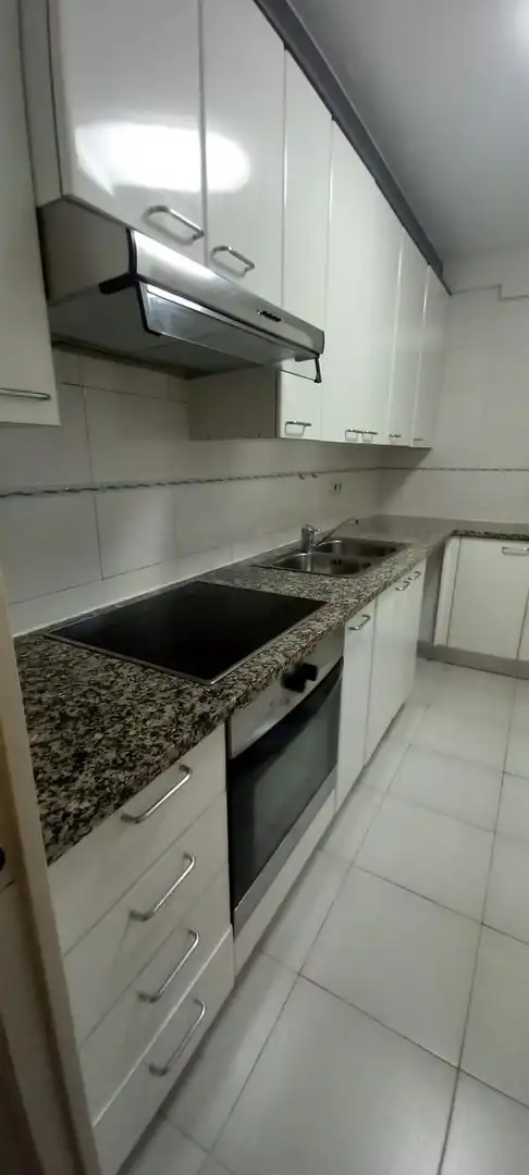 Kitchen of Flat for rent in Sant Cugat del Vallès  with Air Conditioner, Heating and Parquet flooring