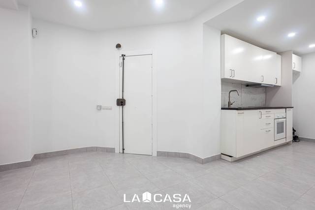 Planta baja en Venta en Sants-Badal