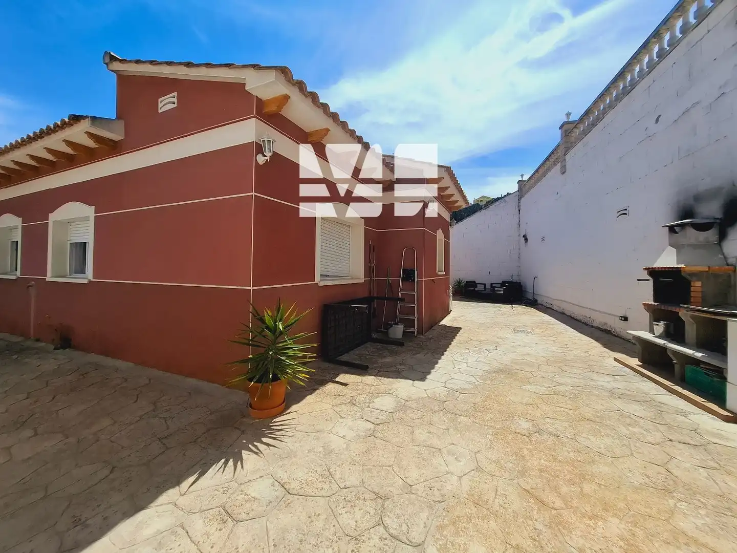 Außenansicht von Haus oder Chalet zum Verkauf in Castellet i la Gornal mit Heizung, Terrasse und Abstellraum