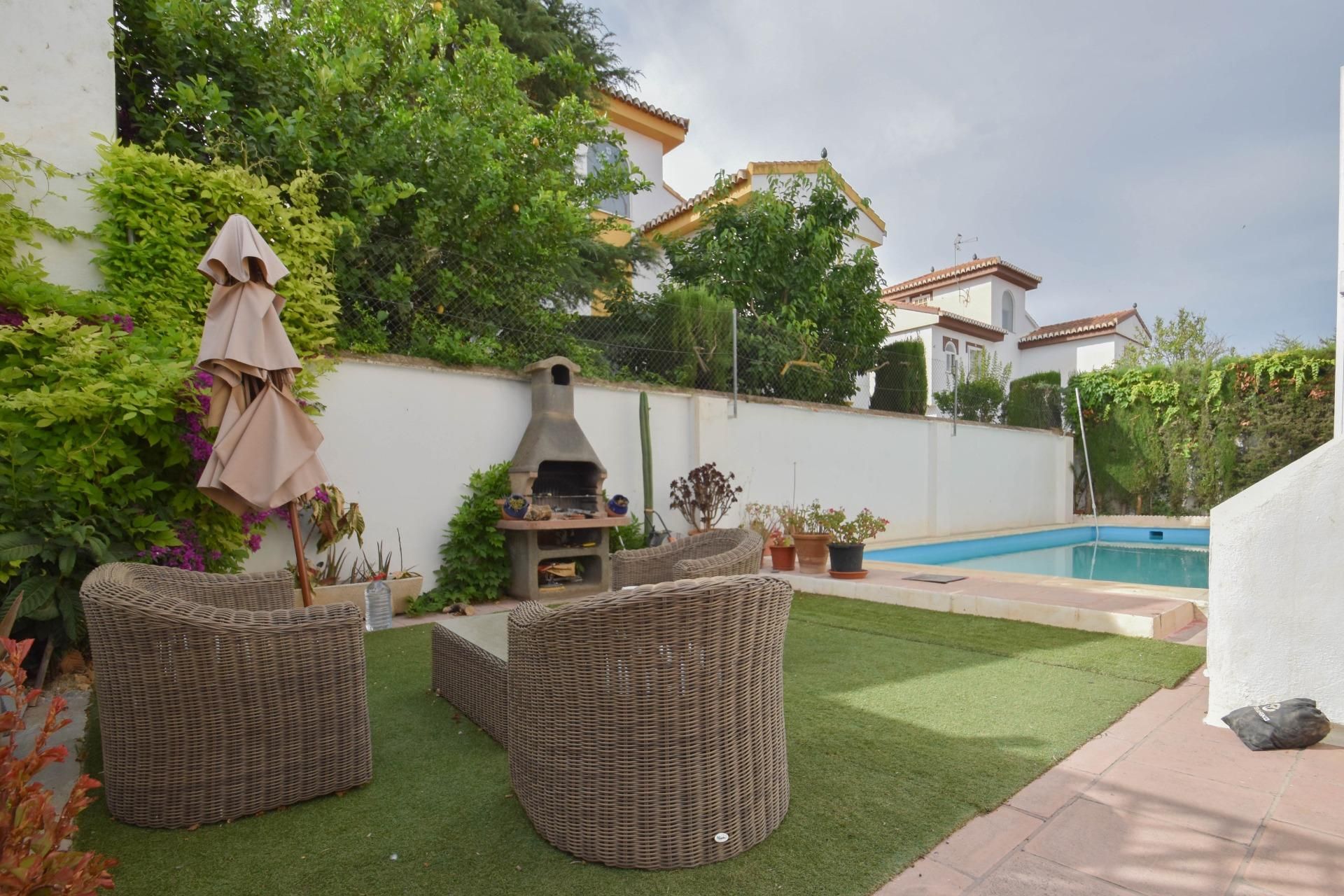 Jardín de Casa o chalet en venta en Las Gabias con Aire acondicionado, Terraza y Piscina