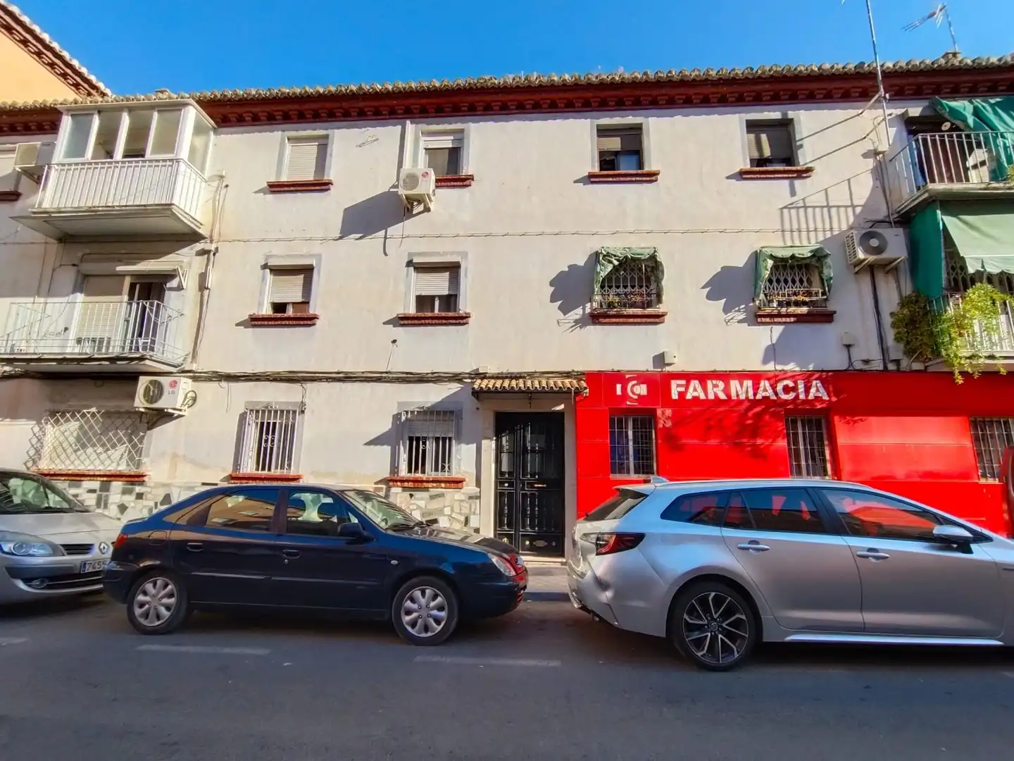 Exterior view of Apartments for sale in Granada  with Balcony