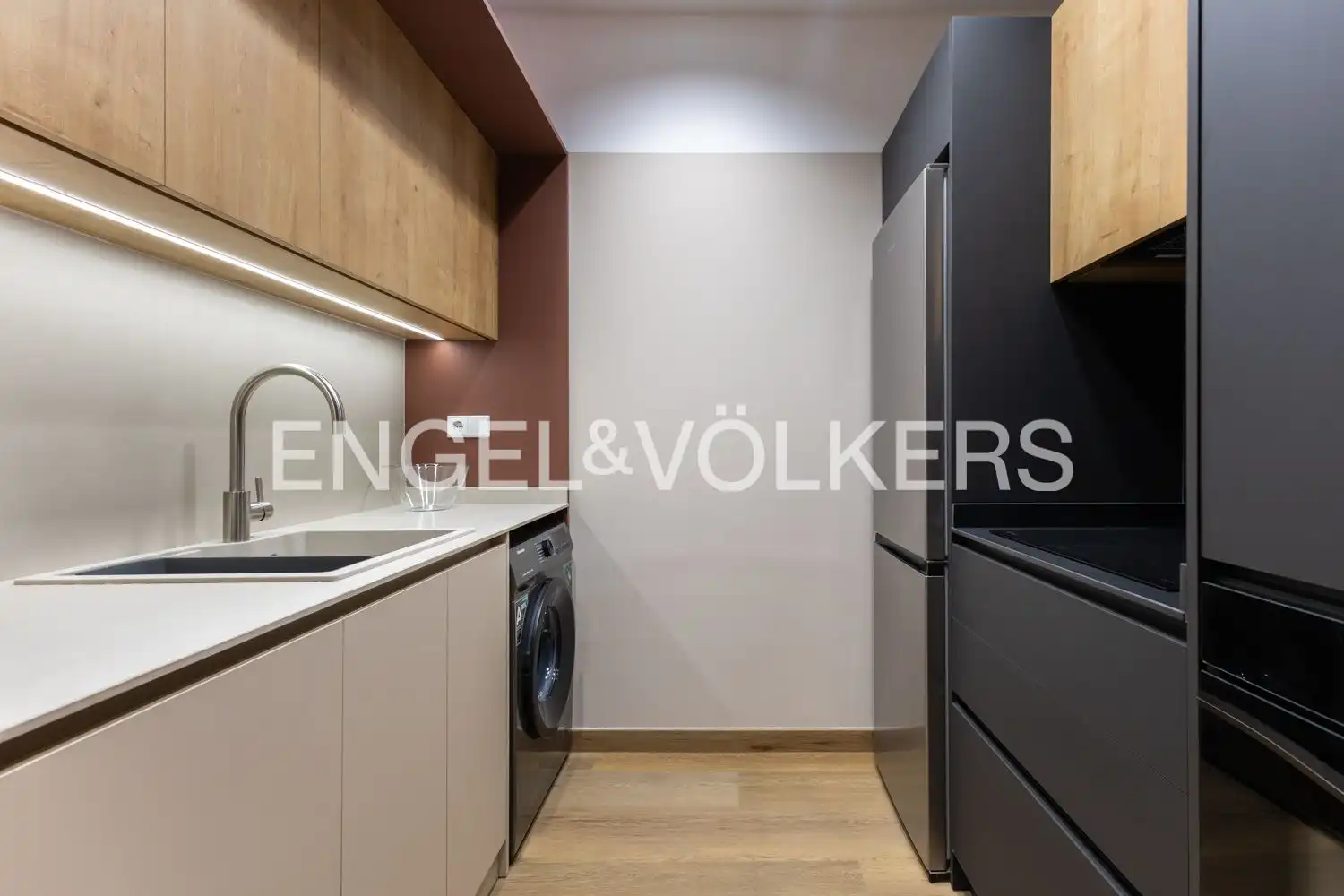 Küche von Wohnung zur Miete in Valencia mit Klimaanlage, Heizung und Möbliert