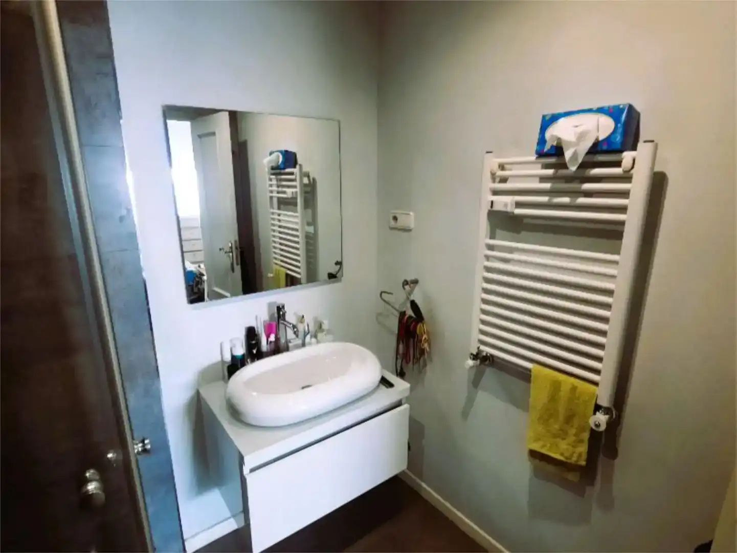 Badezimmer von Wohnung zum Verkauf in  Madrid Capital mit Klimaanlage, Schwimmbad und Balkon