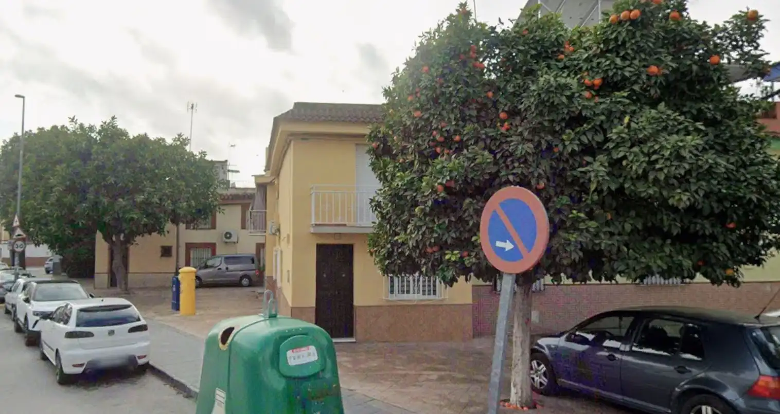 Vista exterior de Casa o chalet en venta en Coria del Río