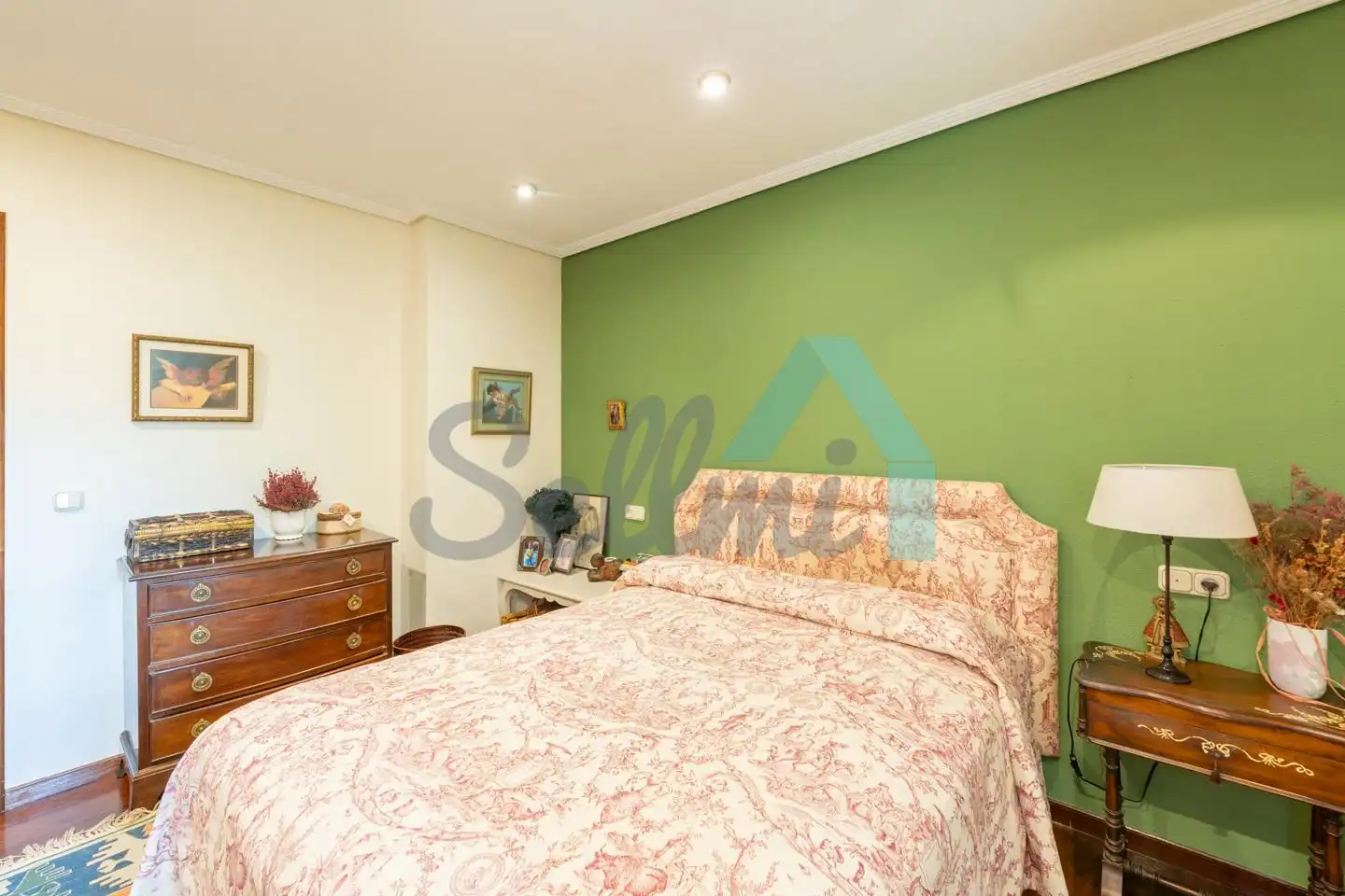 Bedroom of Detached homes for sale in Llanes  with Heating, Private garden and Parquet flooring