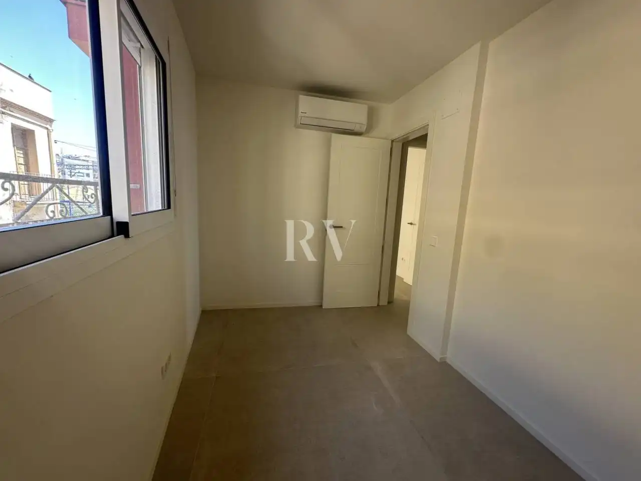 Habitación de Piso en venta en Tarragona con Aire acondicionado, Amueblado y Balcón