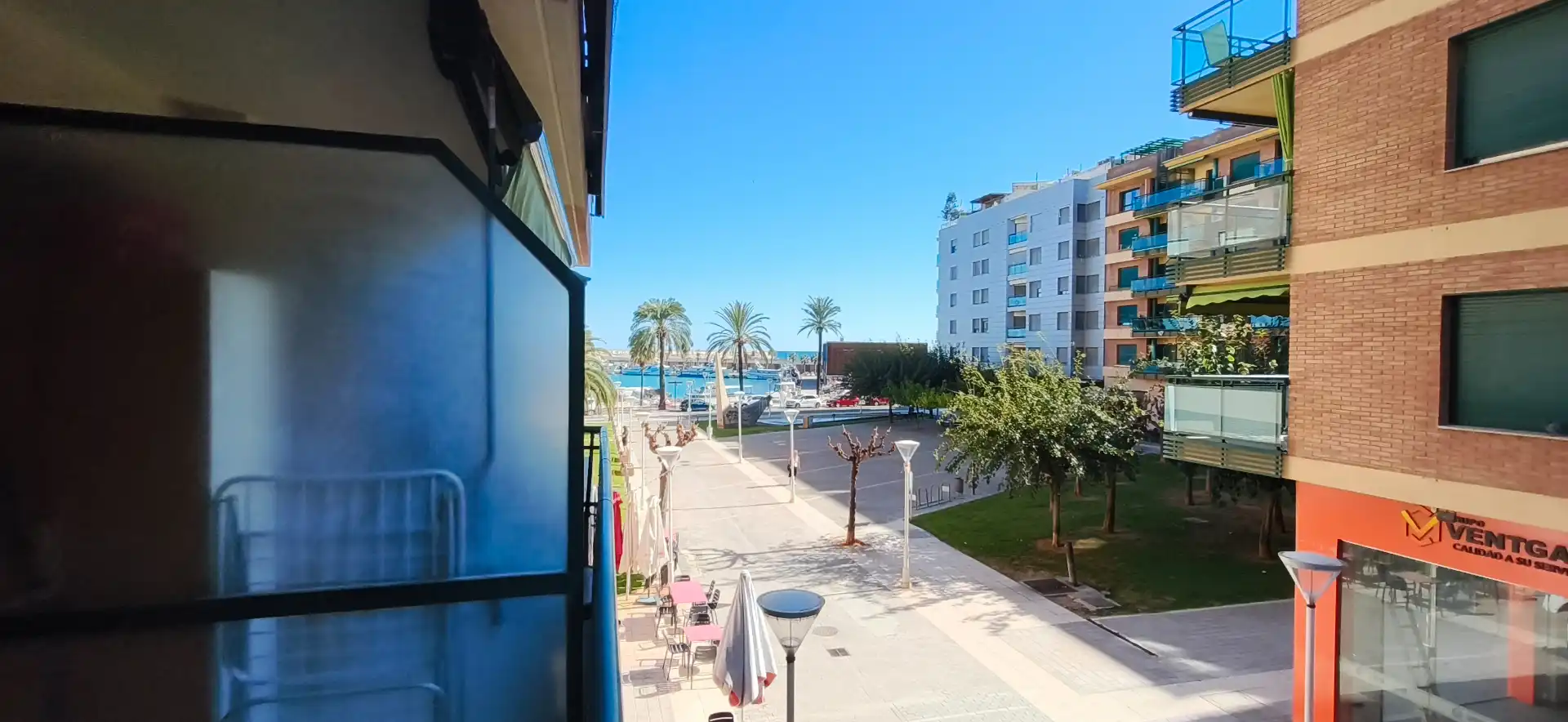 Apartament amb piscina en venda a Carrer d'Hernán Cortés 53