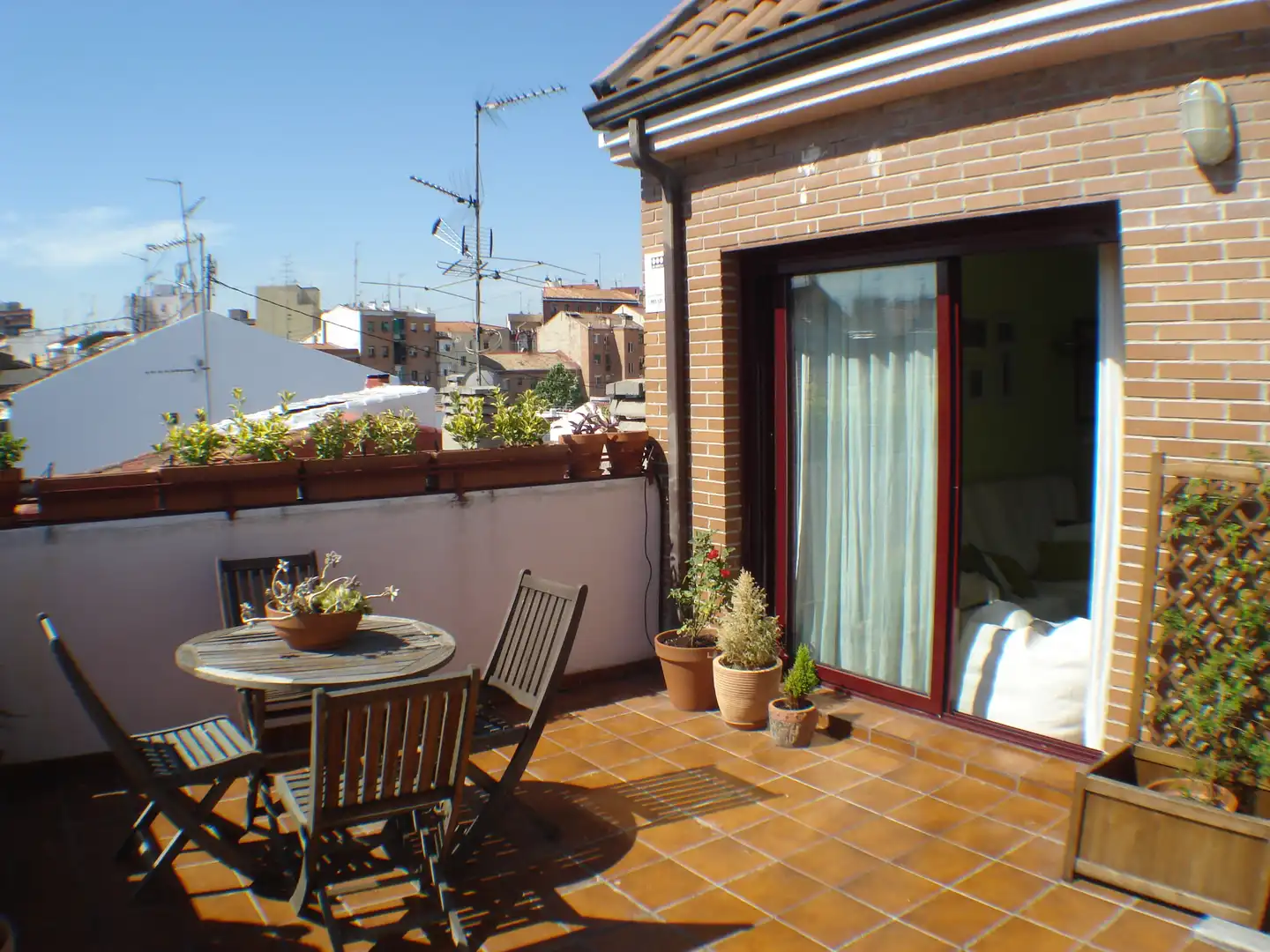 Terraza de Ático de alquiler en Madrid con Aire acondicionado, Calefacción y Terraza