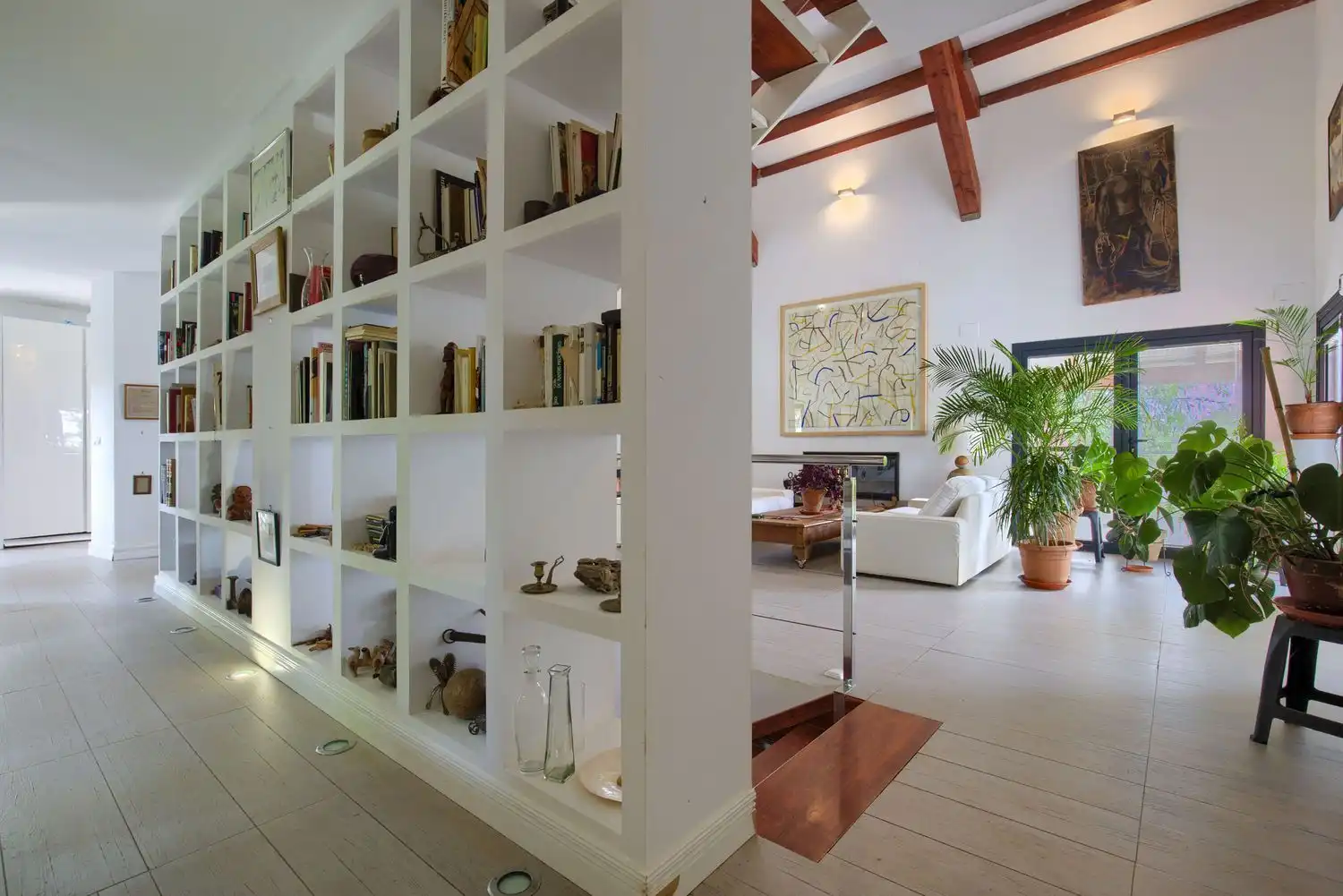 Living room of Country homes for sale in Jaraicejo  with Storage room and Community pool