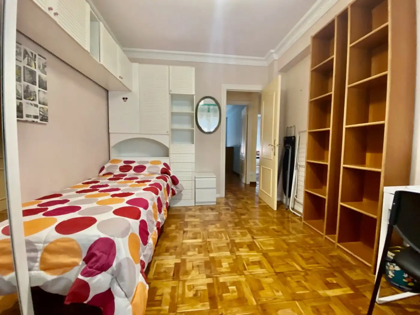 Dormitori de Pis de lloguer en Santander amb Calefacció, Parquet i Moblat