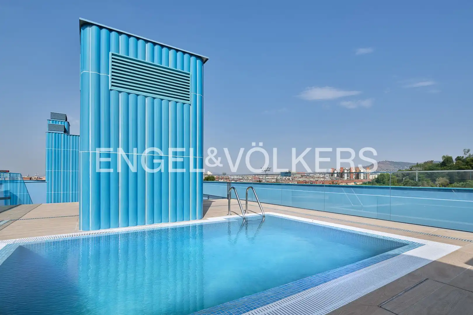 Piscina de Àtic en venda en Barcelona amb Aire condicionat, Calefacció i Terrassa