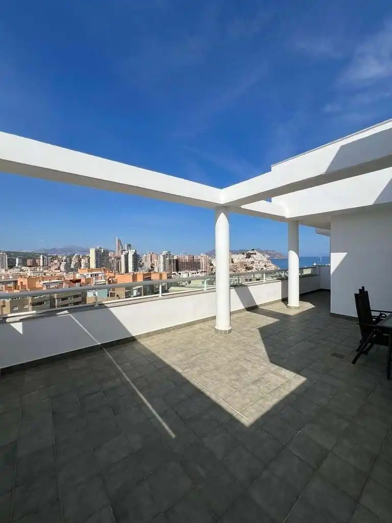 Penthouse with pool for sale in La Cala de Villajoyosa, imagen 2