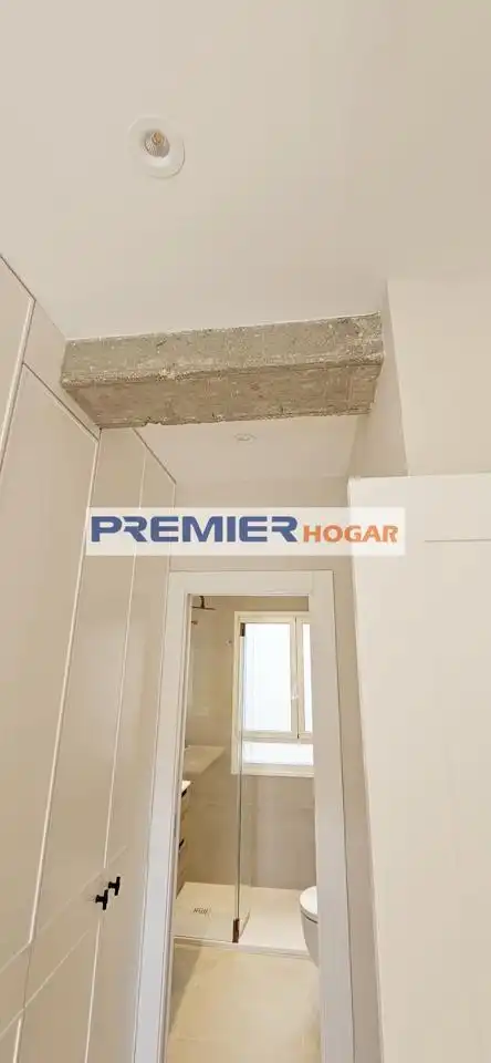 Flat for sale in Madrid  with Air Conditioner, Heating and Terrace