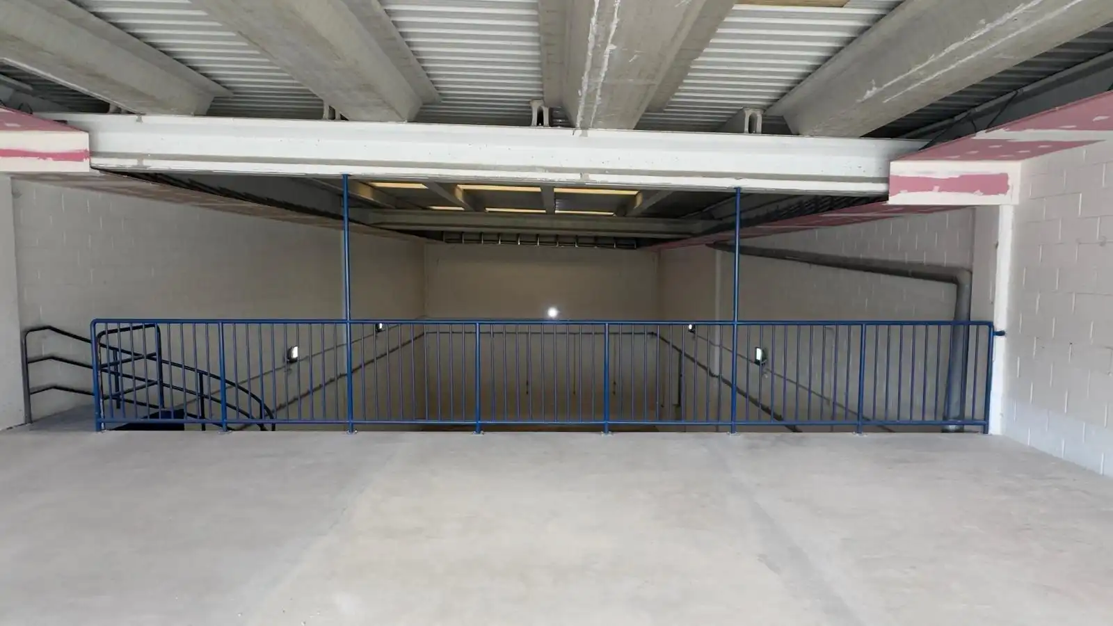 Nave industrial de alquiler en Camargo