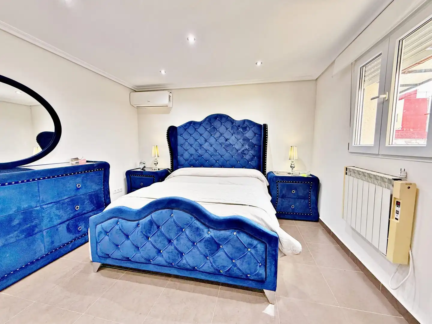 Dormitori de Casa adosada en venda en Torrent amb Aire condicionat, Calefacció i Jardí privat