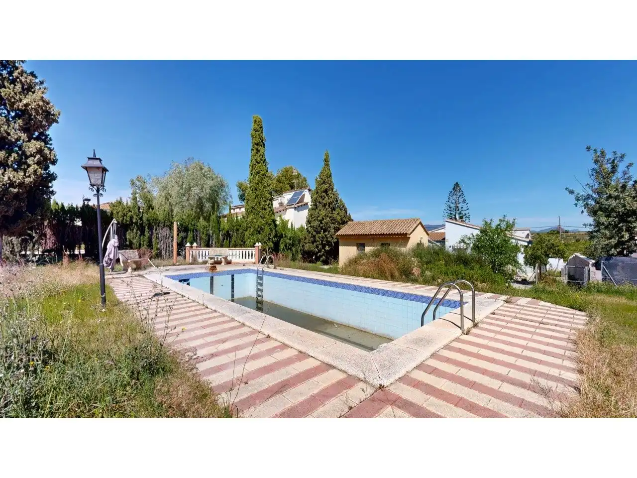 Piscina de Casa o chalet en venta en La Pobla de Vallbona con Jardín privado y Piscina