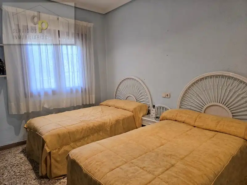 Dormitori de Casa o xalet en venda en Elche / Elx amb Jardí privat, Terrassa i Traster
