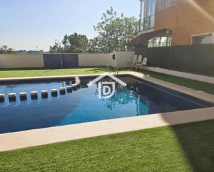 Piscina de Pis en venda en Paterna amb Aire condicionat, Calefacció i Terrassa