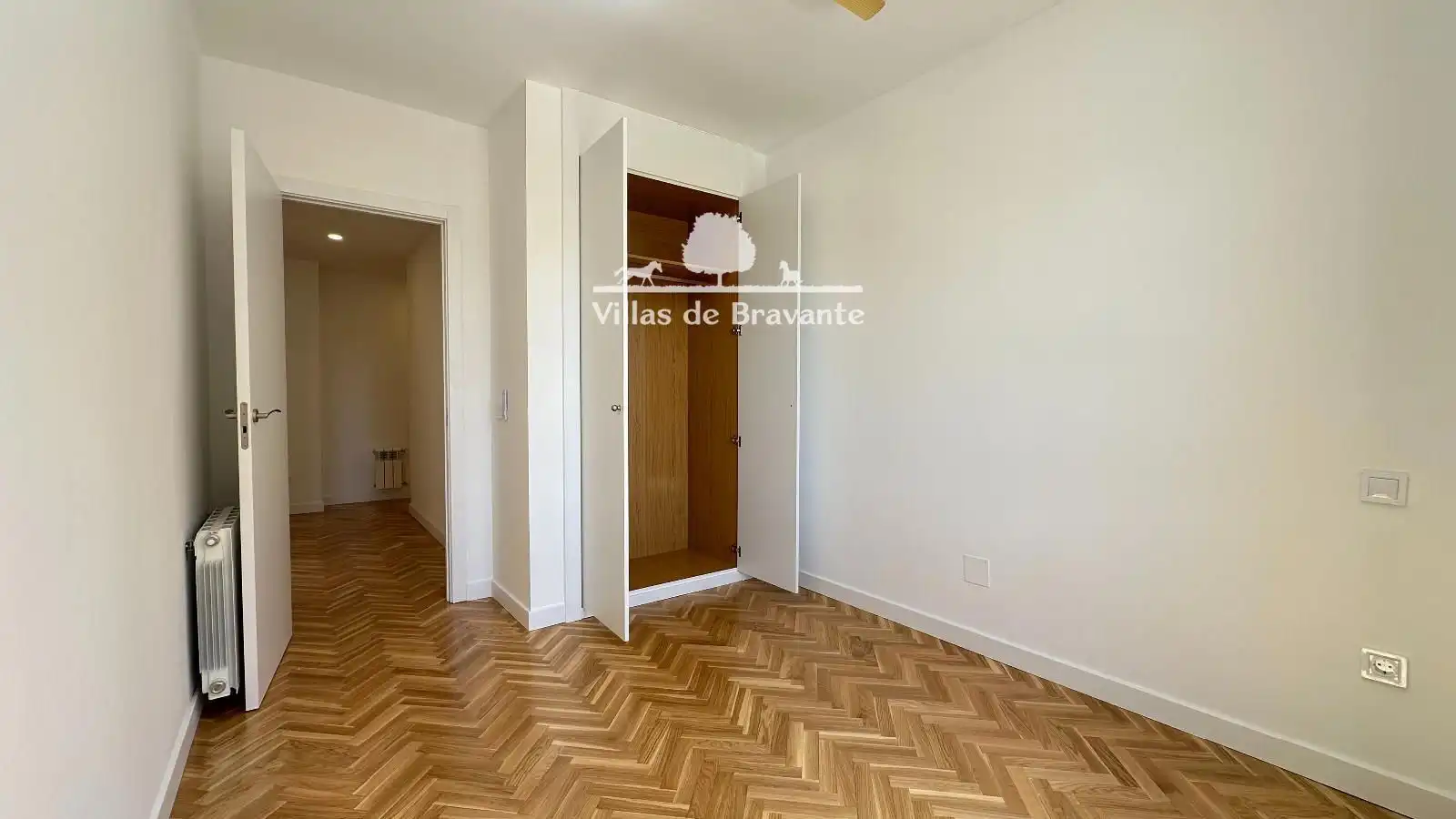 Dormitori de Pis de lloguer en San Lorenzo de El Escorial amb Aire condicionat, Calefacció i Parquet