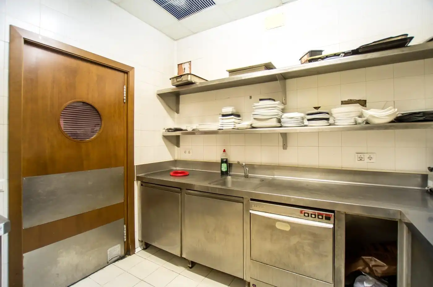 Cocina de Local en venta en La Selva del Camp