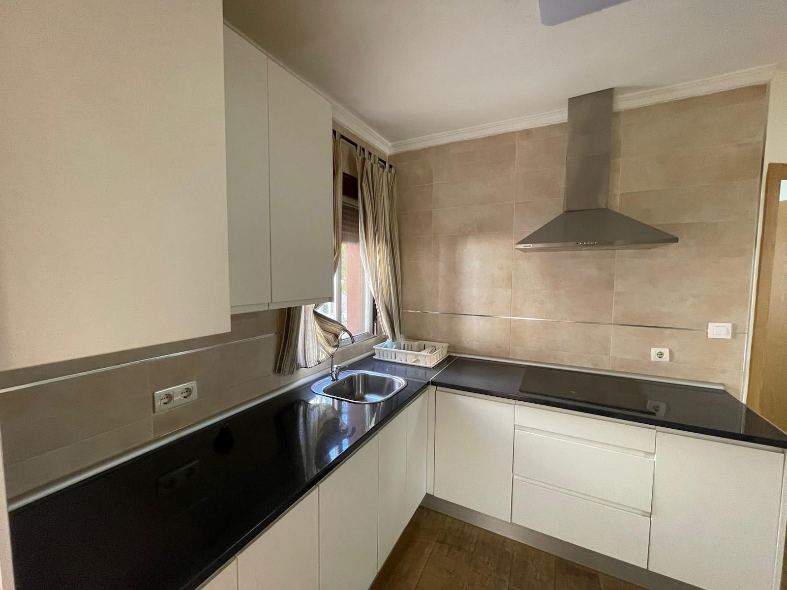 Cocina de Apartamento en venta en Cáceres Capital con Aire acondicionado