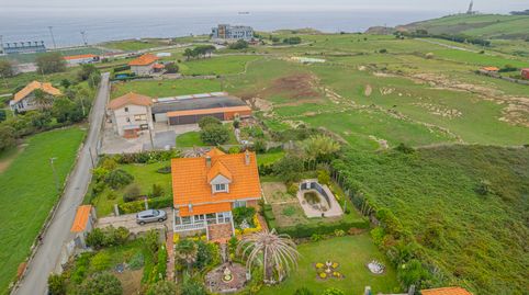 Foto 2 de Casa o chalet en venta en Cueto - Calle Calvario, Cueto, Santander