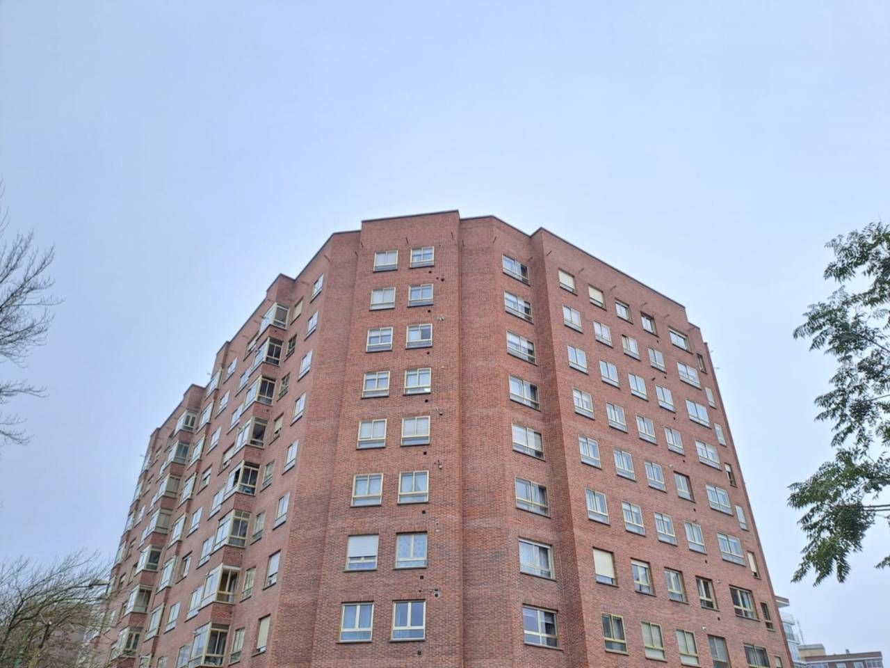 Vista exterior de Pis en venda en Burgos Capital amb Calefacció i Traster