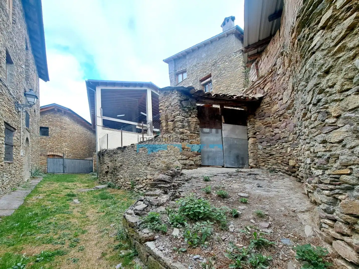 Vista exterior de Casa o chalet en venta en La Torre de Cabdella