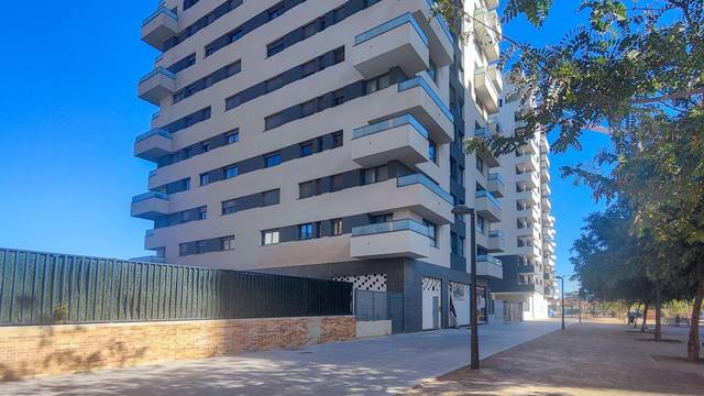 Local comercial en Alquiler en Calle Calle de la Isla Formentera, 48 en Malilla