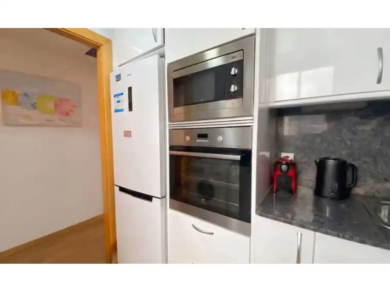 Küche von Wohnung zum Verkauf in Sitges mit Klimaanlage, Heizung und Terrasse