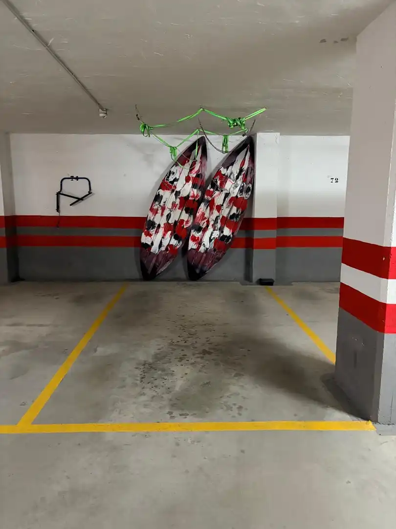 Parking de Piso de alquiler en Motril con Jardín privado, Terraza y Amueblado