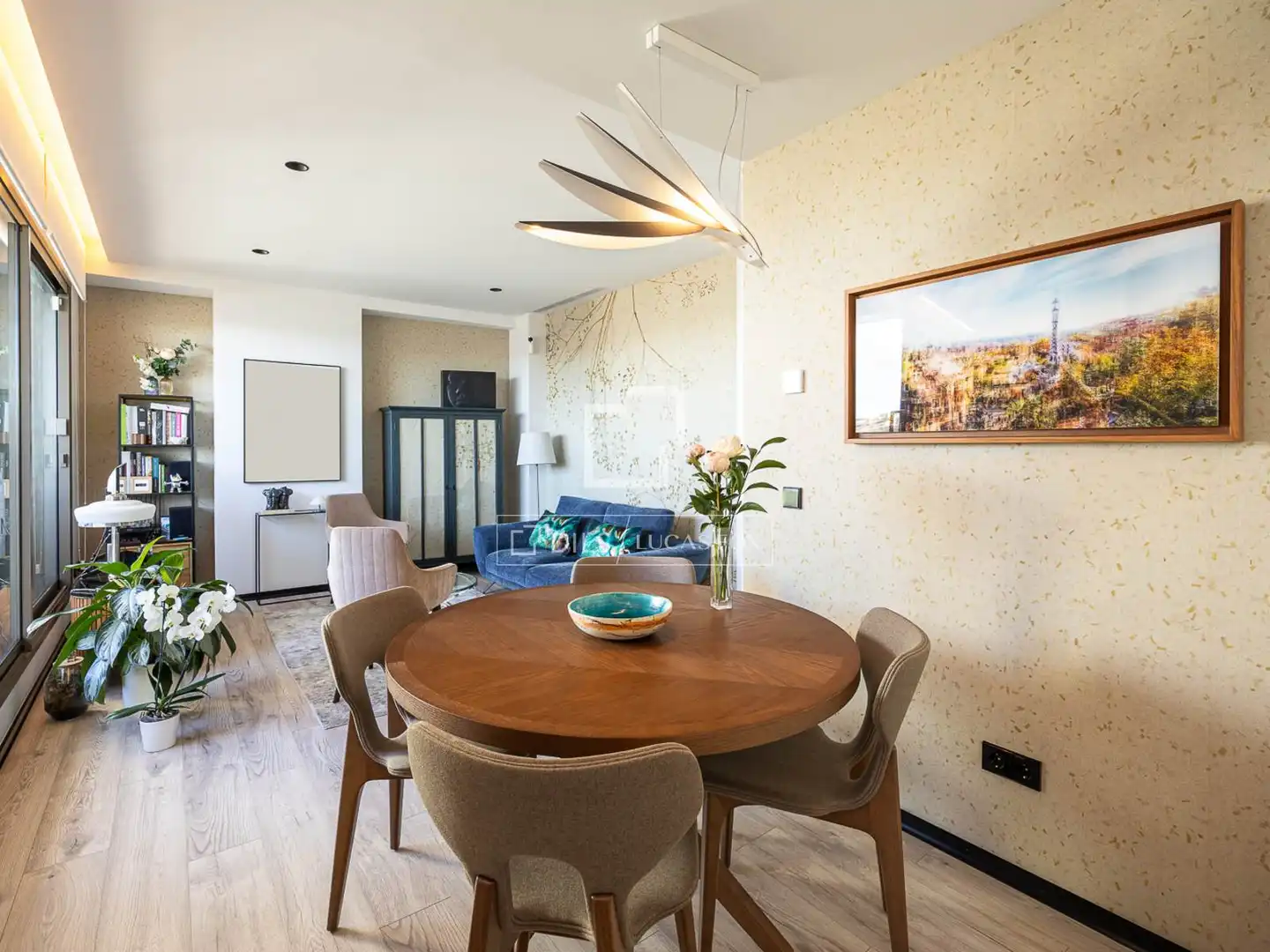 Esszimmer von Dachboden zum Verkauf in Barcelona mit Klimaanlage, Heizung und Terrasse