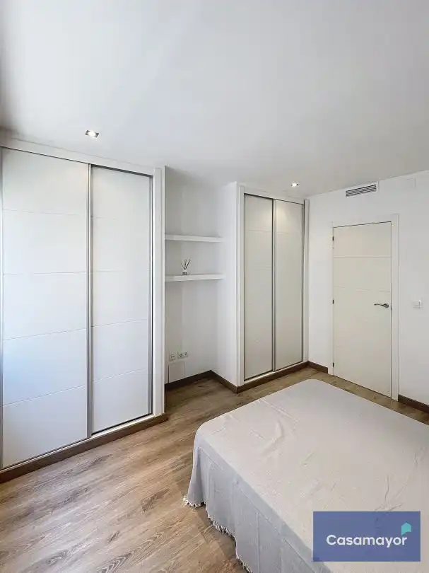 Bedroom of Flat for rent in Alicante / Alacant  with Air Conditioner