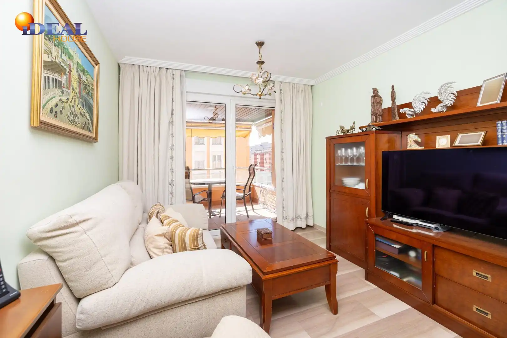 Piso con terraza en venta en Plaza CIUDAD DE LOS CARMENES, imagen 11