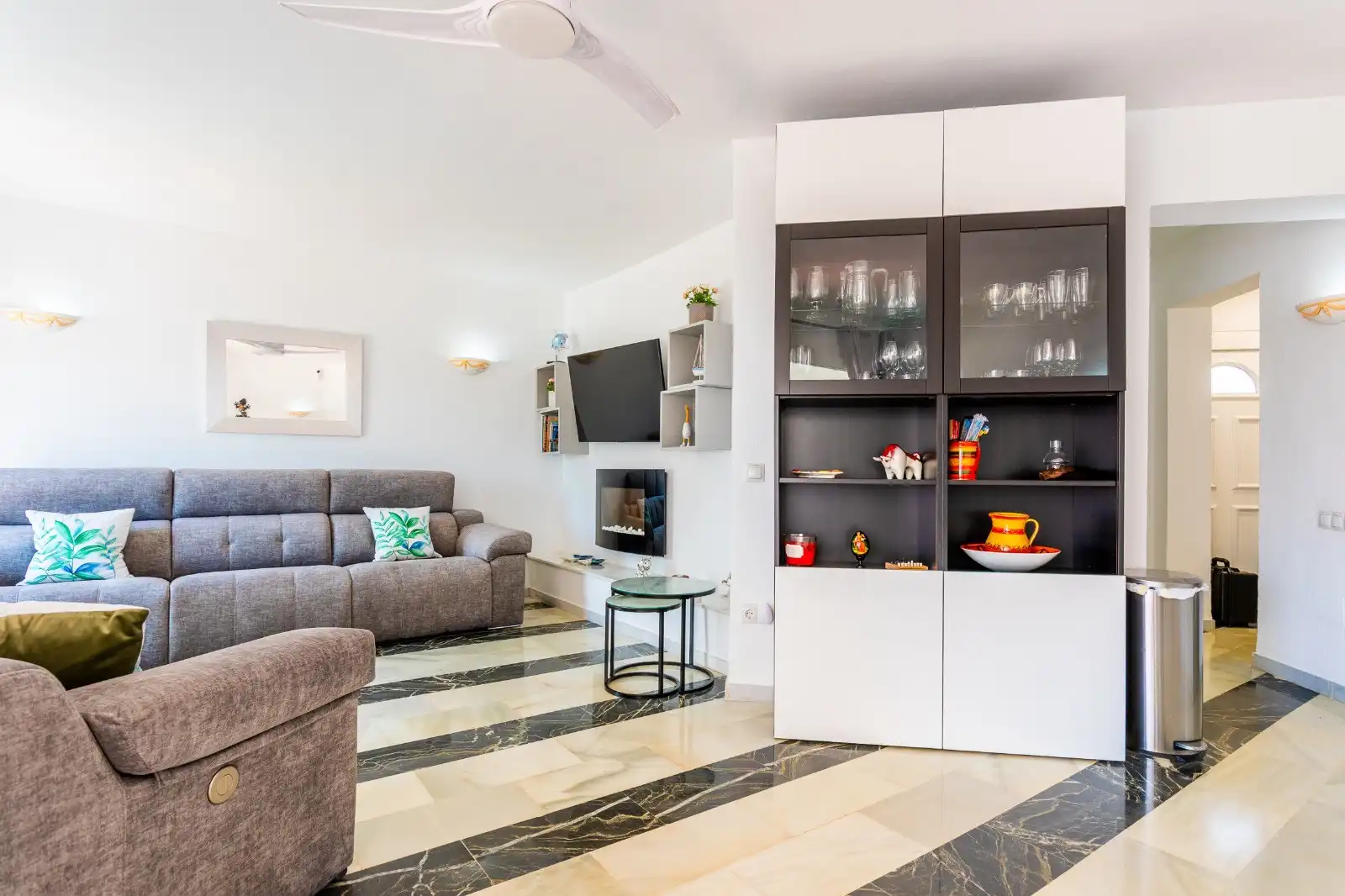 Sala de estar de Ático de alquiler en Mijas con Aire acondicionado, Terraza y Piscina