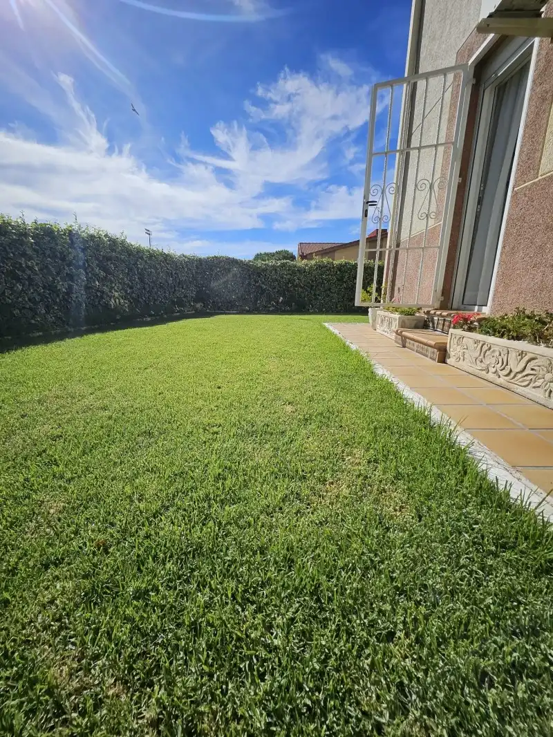 Jardí de Casa o xalet en venda en Cáceres amb Aire condicionat, Calefacció i Traster