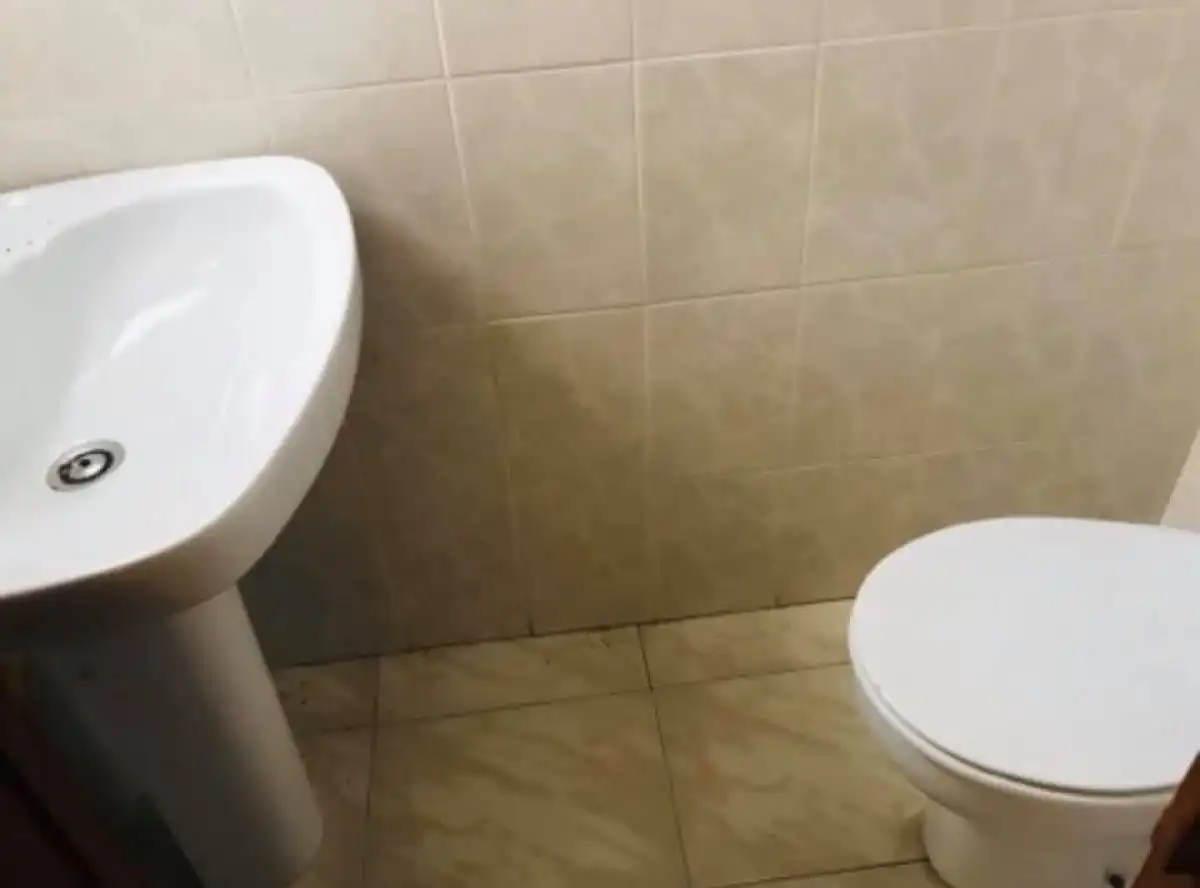 Bathroom of Flat for sale in Belmez  with Private garden, Terrace and Storage room