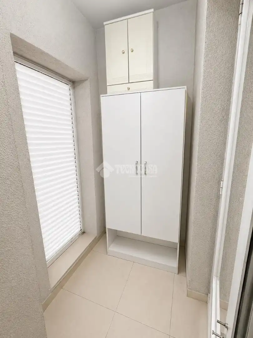 Habitación de Piso en venta en Madrid con Calefacción y Terraza