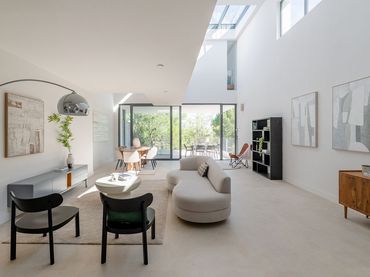 Casa aparellada en venda a Av de Las Artes