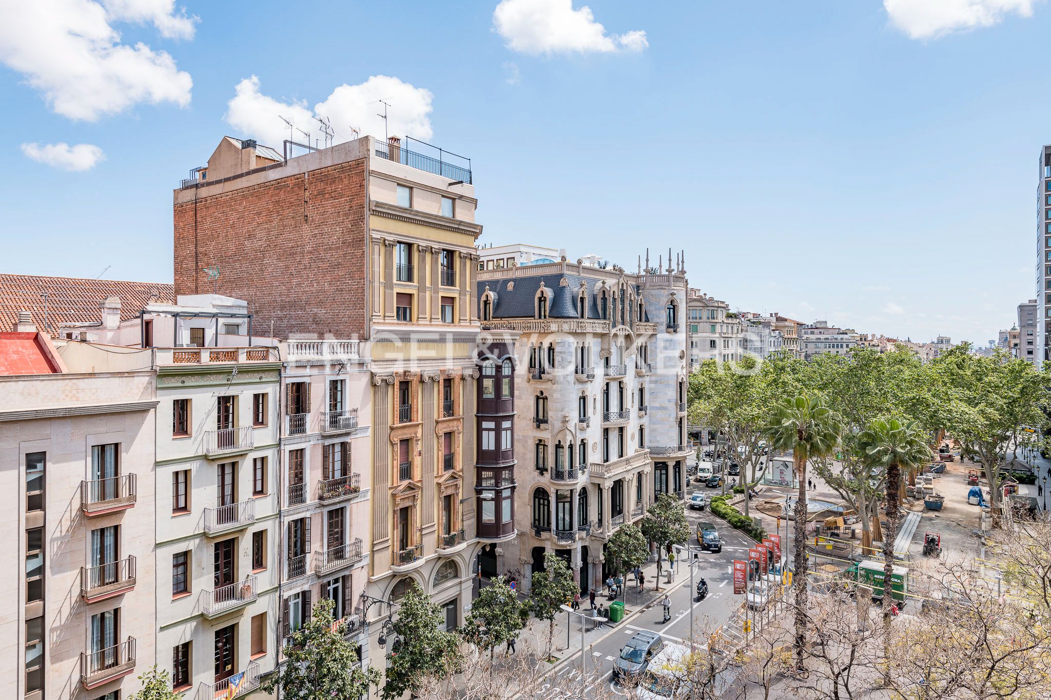 Vista exterior de Oficina en venda en  Barcelona Capital
