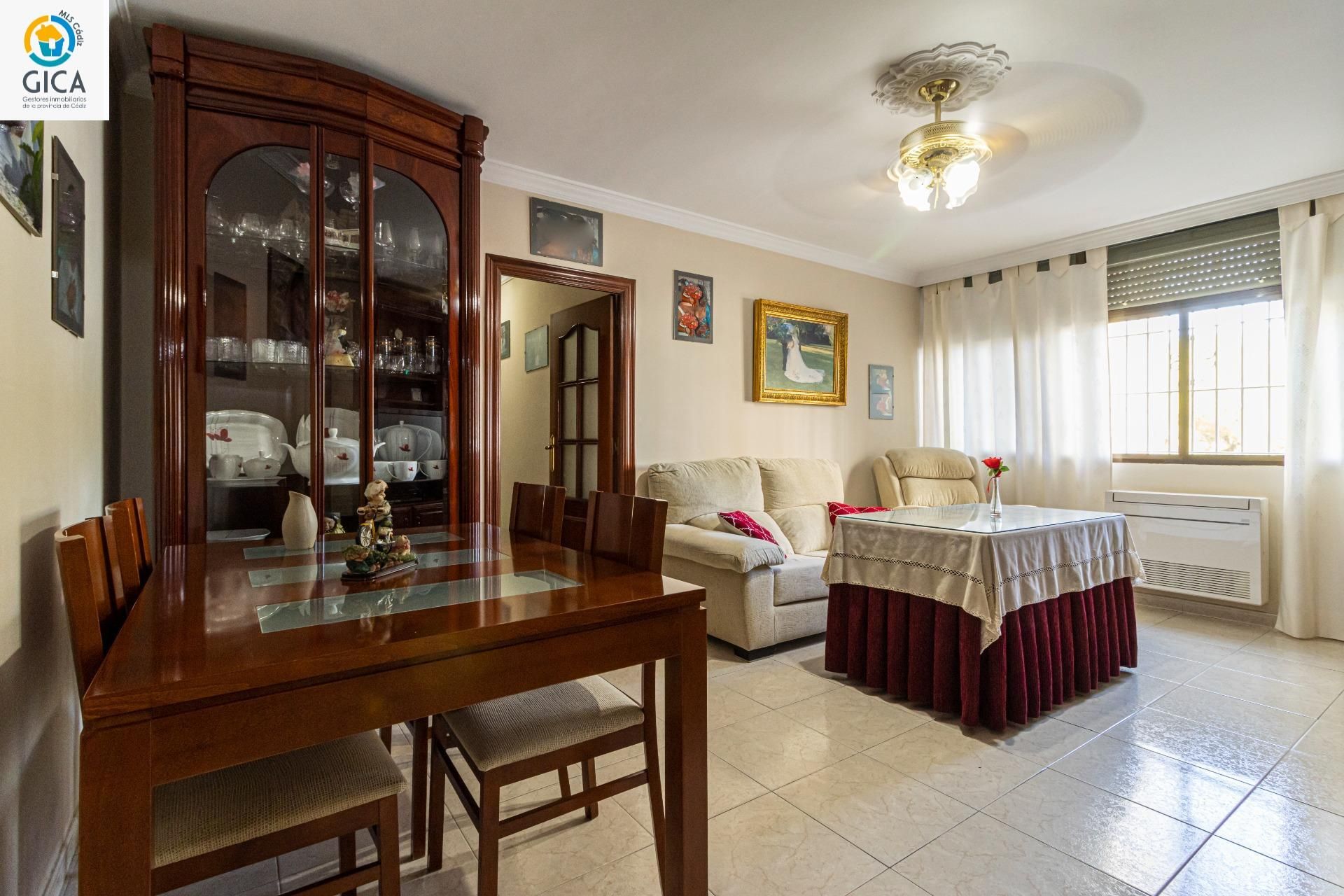 Dining room of Flat for sale in Jerez de la Frontera  with Air Conditioner and Storage room