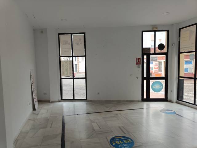 Local comercial en Alquiler en Calle Antonio López, 31 en Centro