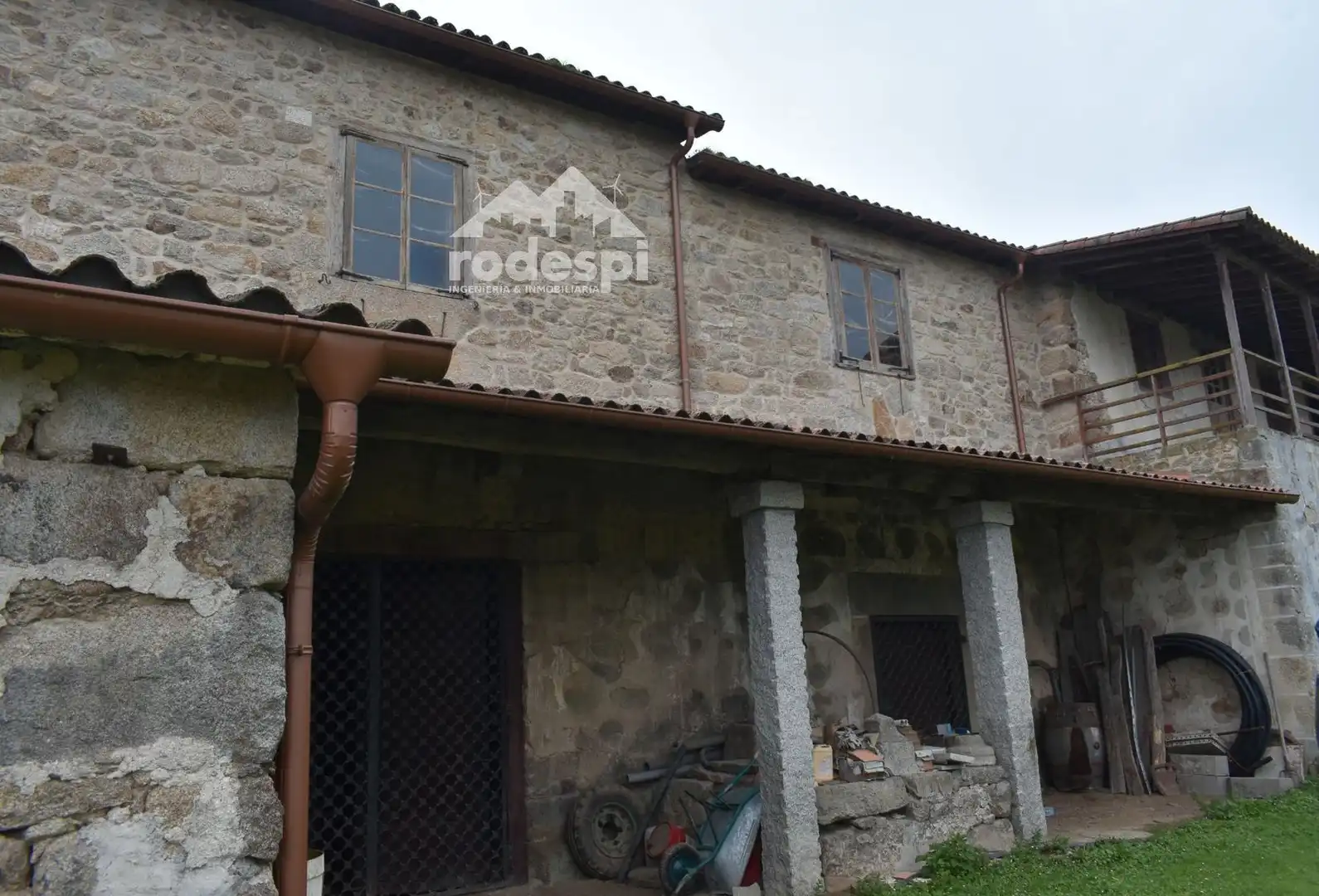 Exterior view of Buildings for sale in Pantón