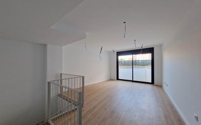 Duplex for sale in Girona Capital  with Air Conditioner, Terrace and Balcony