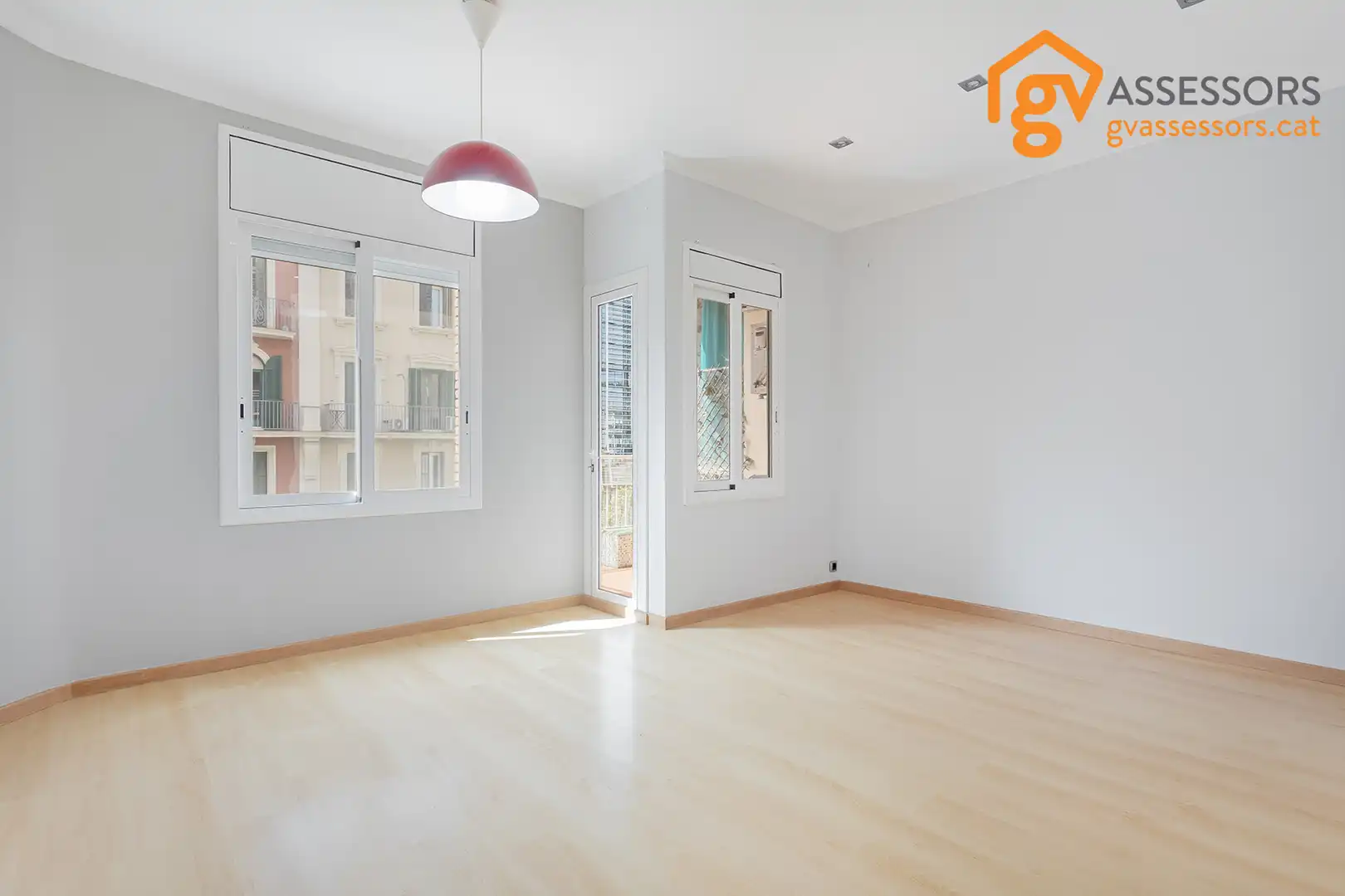 Wohnzimmer von Wohnung zum Verkauf in Barcelona mit Klimaanlage, Heizung und Parkett