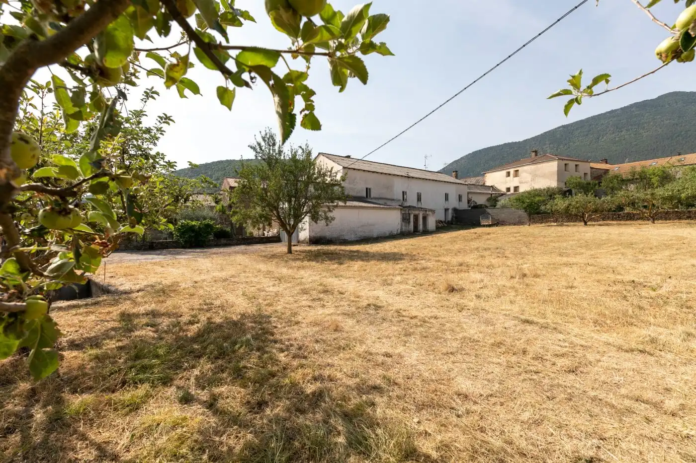 Finca rústica en venda en Santa Cruz de la Serós amb Calefacció, Jardí privat i Moblat