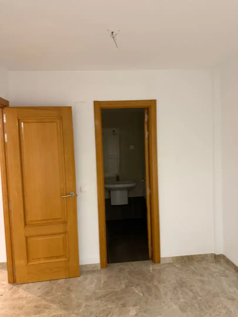 Baño de Piso de alquiler en Alhaurín El Grande con Aire acondicionado, Amueblado y Horno