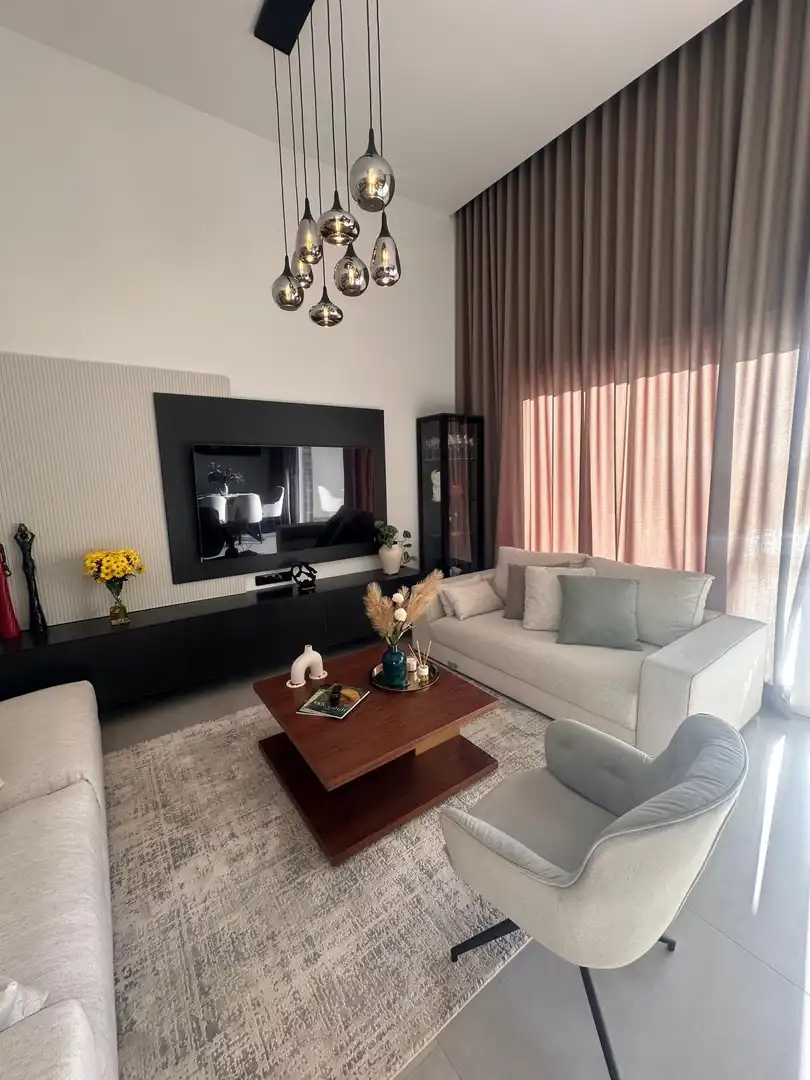 Sala d'estar de Casa o xalet en venda en Madrid